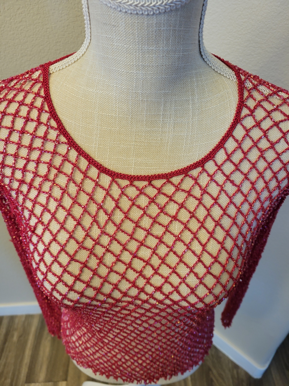 Vintage Y2K Handmade Beaded Crochet Fishnet Top S/M Fuchsia